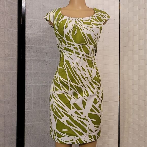 BRAND NEW RONNI NICOLE HIDDEN ZIPPER CLOSURE SHEATH DRESS - Picture 9 of 11